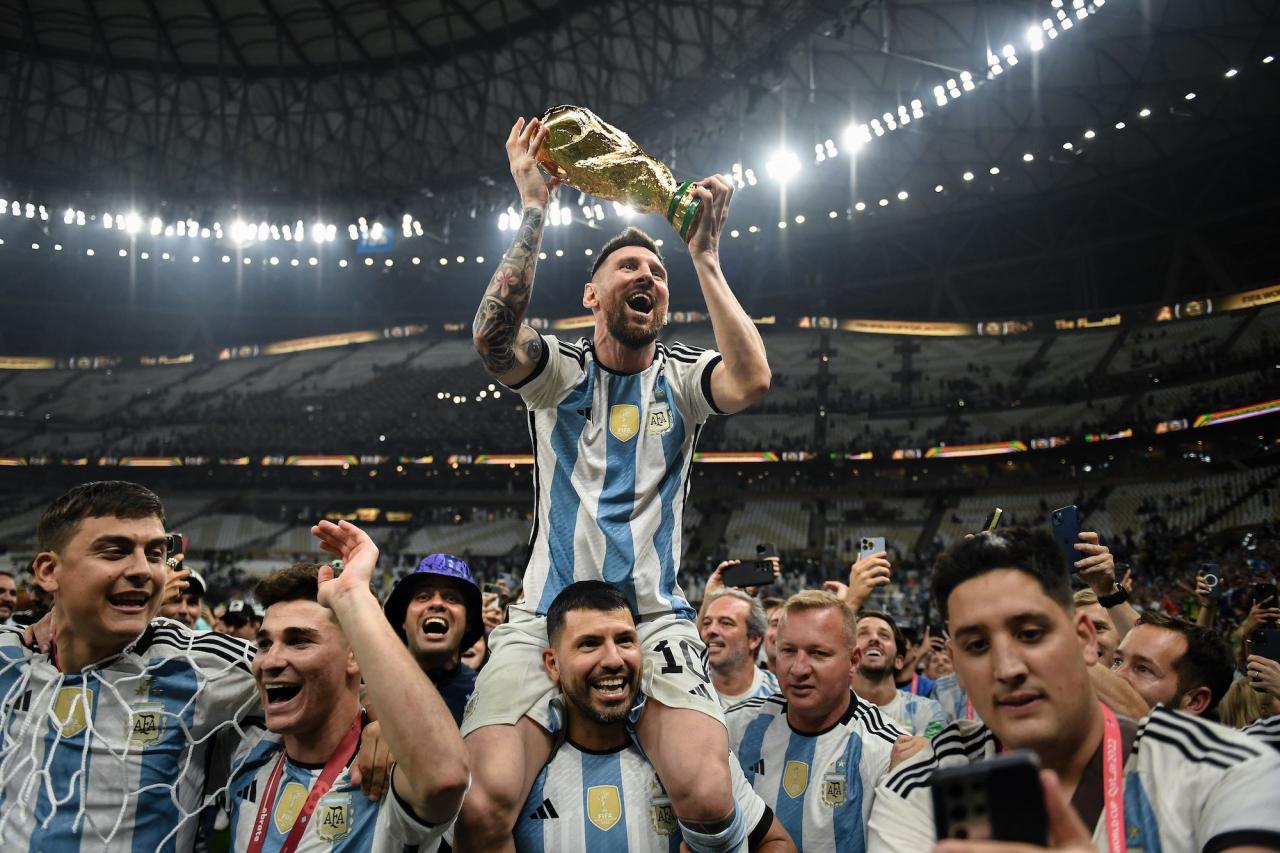 Lionel Messi's World Cup photos are most-liked Instagram post ever | CNN Business