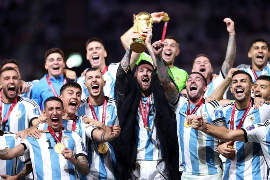 Argentina squad wins World Cup: Messi 'grows old', teammates advance