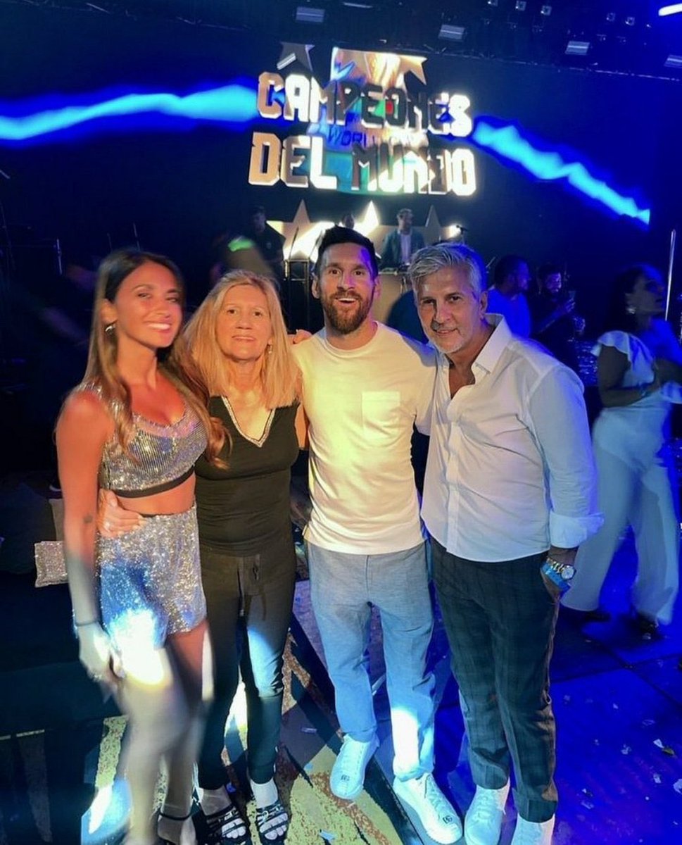 Leo Messi Fan Club on X: "Leo Messi with his parents and Antonela at his World Cup celebration party in Rosario, Argentina! https://t.co/qHEKDDEg9s" / X