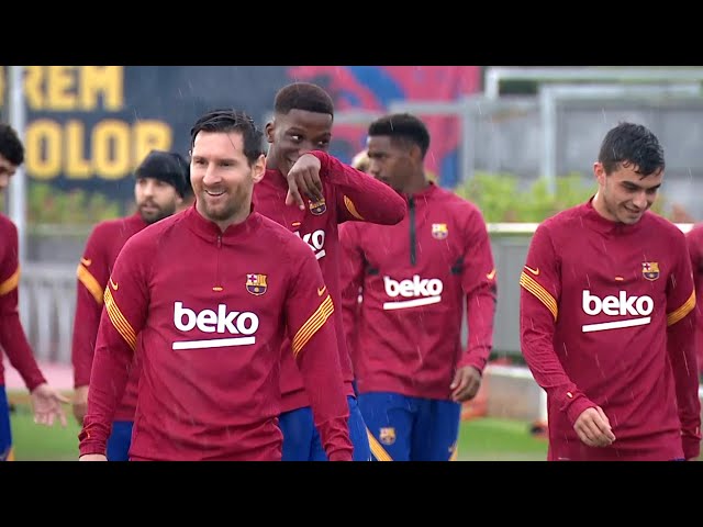 Rainy Session For Messi & Barcelona, With Suarez Also Training Amid Juventus Links - YouTube