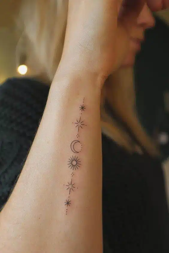 25 Mini Moon Tattoos To Boost Your Feminine Power - 165