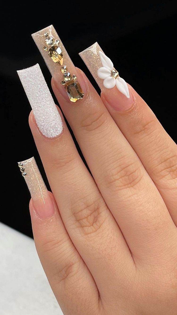 30 Stunning Square Nail Designs To Vamp Up Your Manicure Game - 219