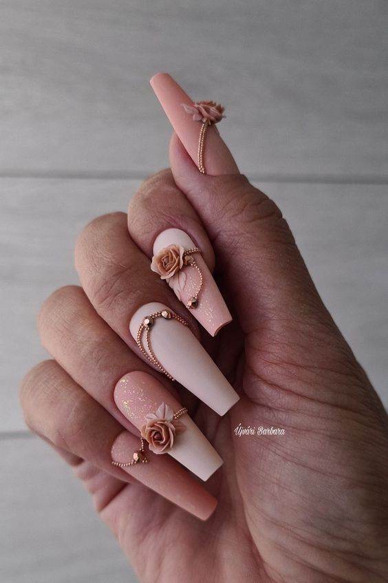 30 Stunning Square Nail Designs To Vamp Up Your Manicure Game - 207