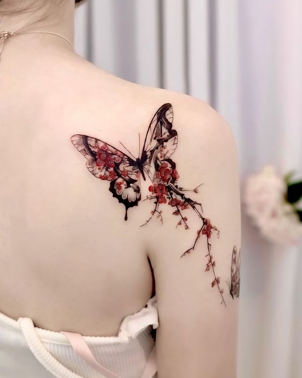 35 Simple Yet Pretty Butterfly Tattoo Ideas For Ladies - 233
