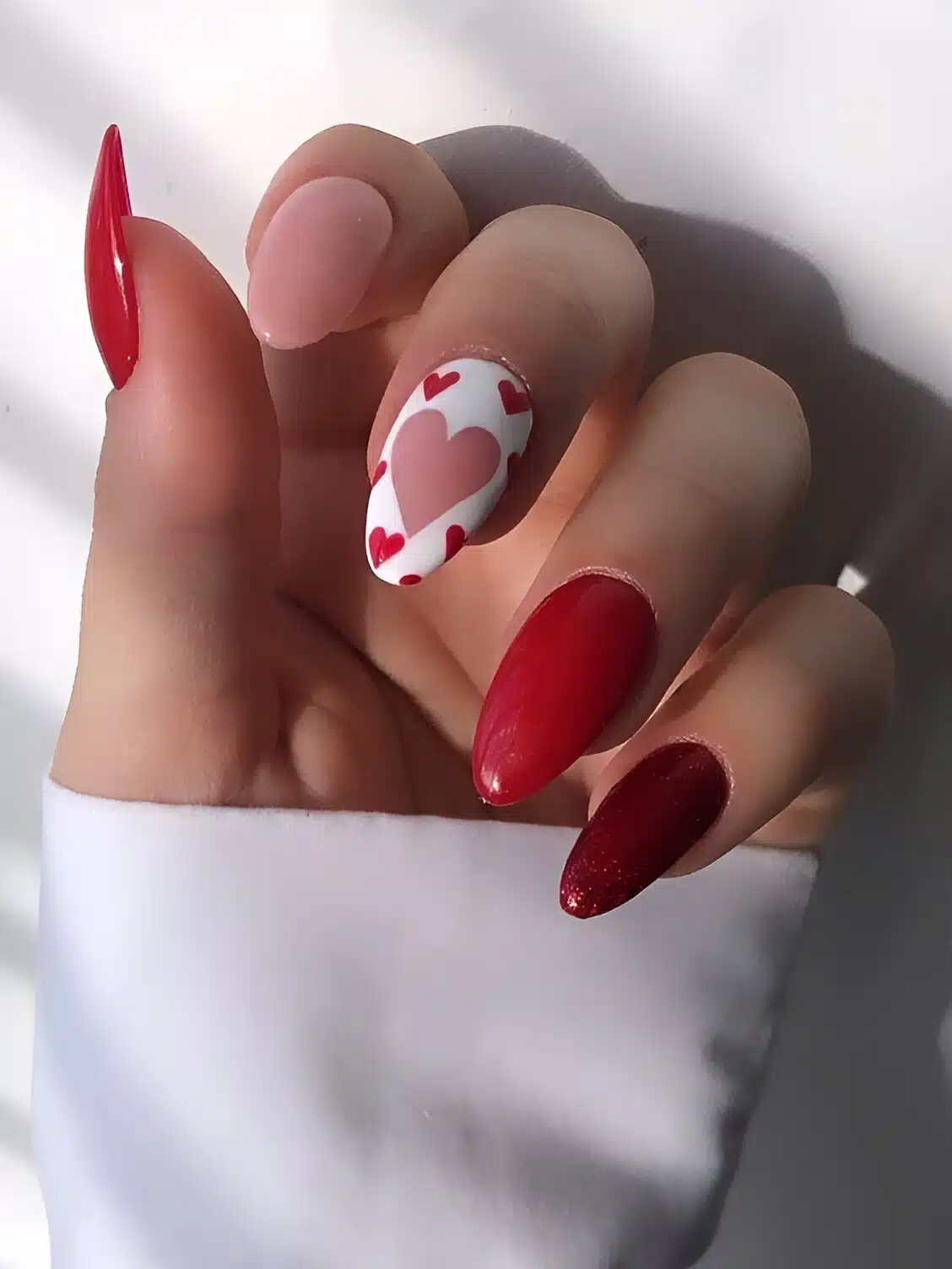40 Gorgeous Heart Manicures Romantic Ladies Need To Copy ASAP 15