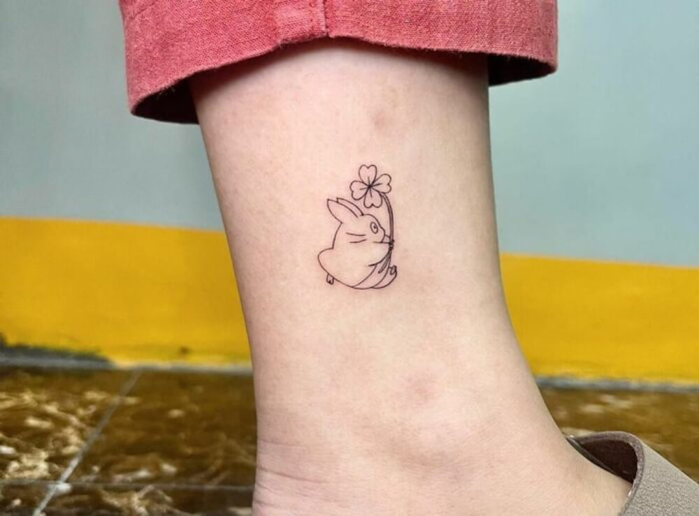 50 Minimal Tattoo Designs That Prove Simple Doesn’t Meant Boring - 333
