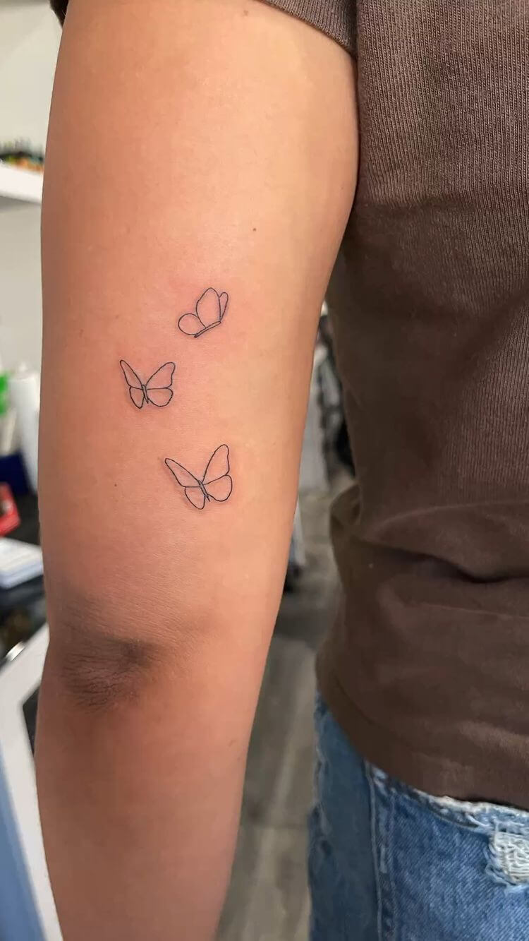 50 Minimal Tattoo Designs That Prove Simple Doesn’t Meant Boring - 355