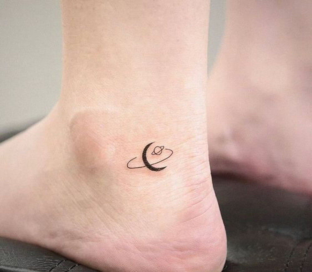 50 Minimal Tattoo Designs That Prove Simple Doesn’t Meant Boring - 373