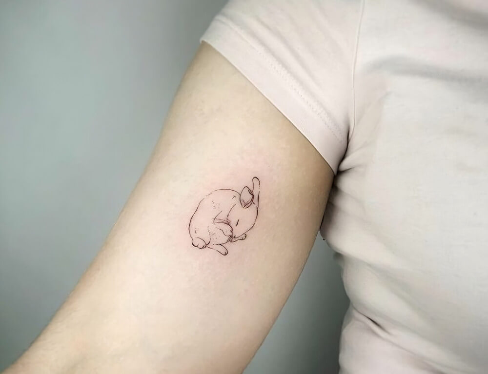 50 Minimal Tattoo Designs That Prove Simple Doesn’t Meant Boring - 399