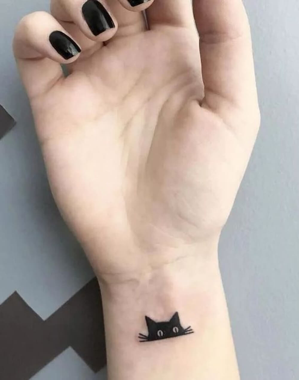 50 Minimal Tattoo Designs That Prove Simple Doesn’t Meant Boring - 317