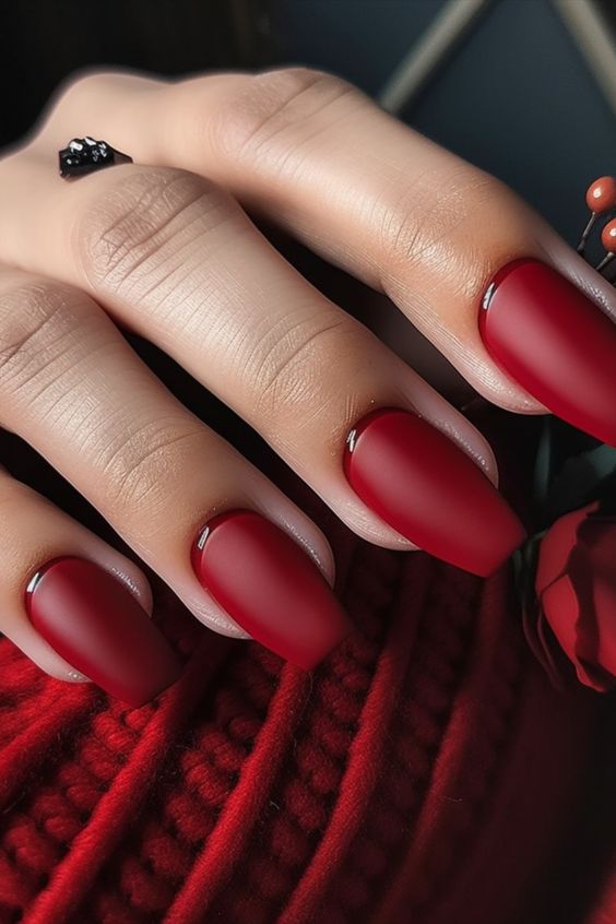 Shades of Red: The Hottest Colors for Coffin Nails in 2023