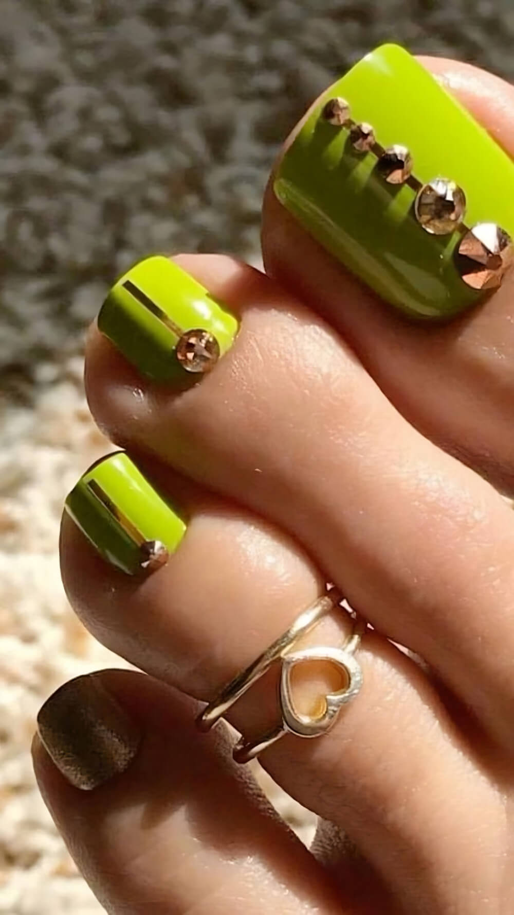 Check Out These 30 Lovely Spring Pedicure Designs - 205