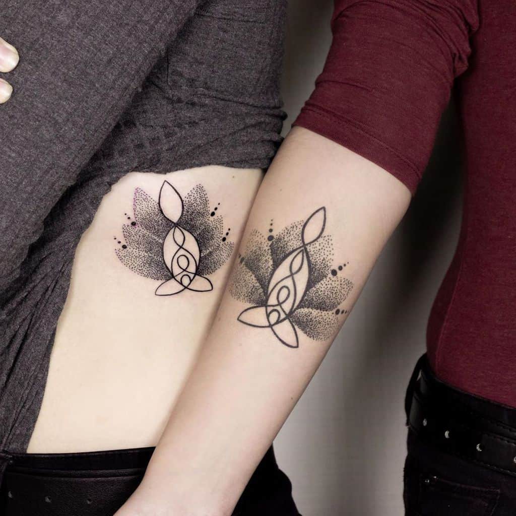 dotwork-minimal-inked-sister-tattoo-varsanyiangela