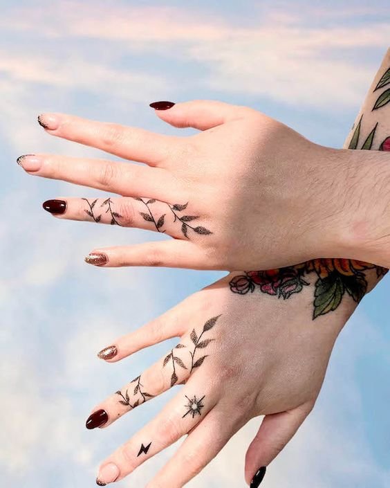 classy women's unique hand tattoos