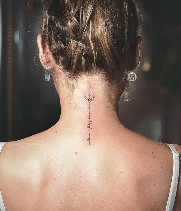 20 Elegant Mini Nape Tattoos To Bring Out Your Beauty - 135