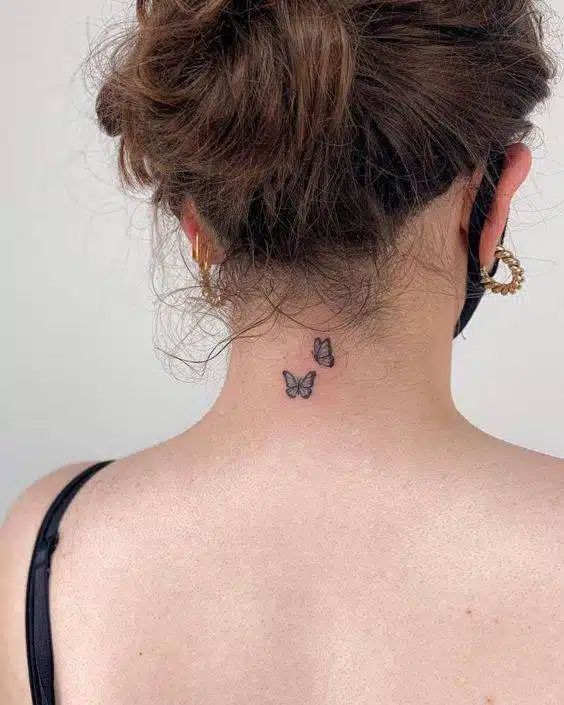 20 Elegant Mini Nape Tattoos To Bring Out Your Beauty - 141