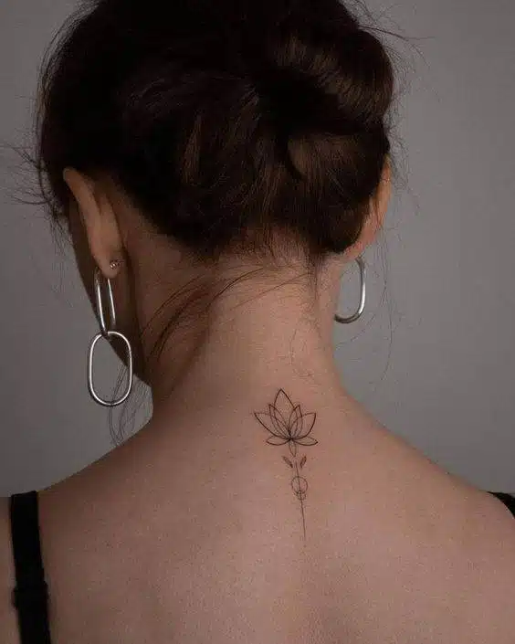 20 Elegant Mini Nape Tattoos To Bring Out Your Beauty - 149