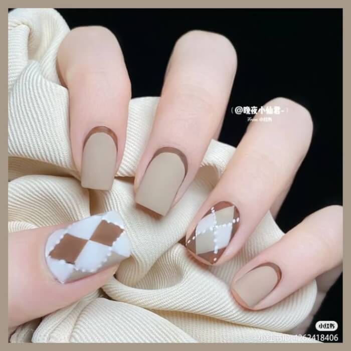 22 Cute Brown Nails That Would Be Perfect For All Seasons - 122