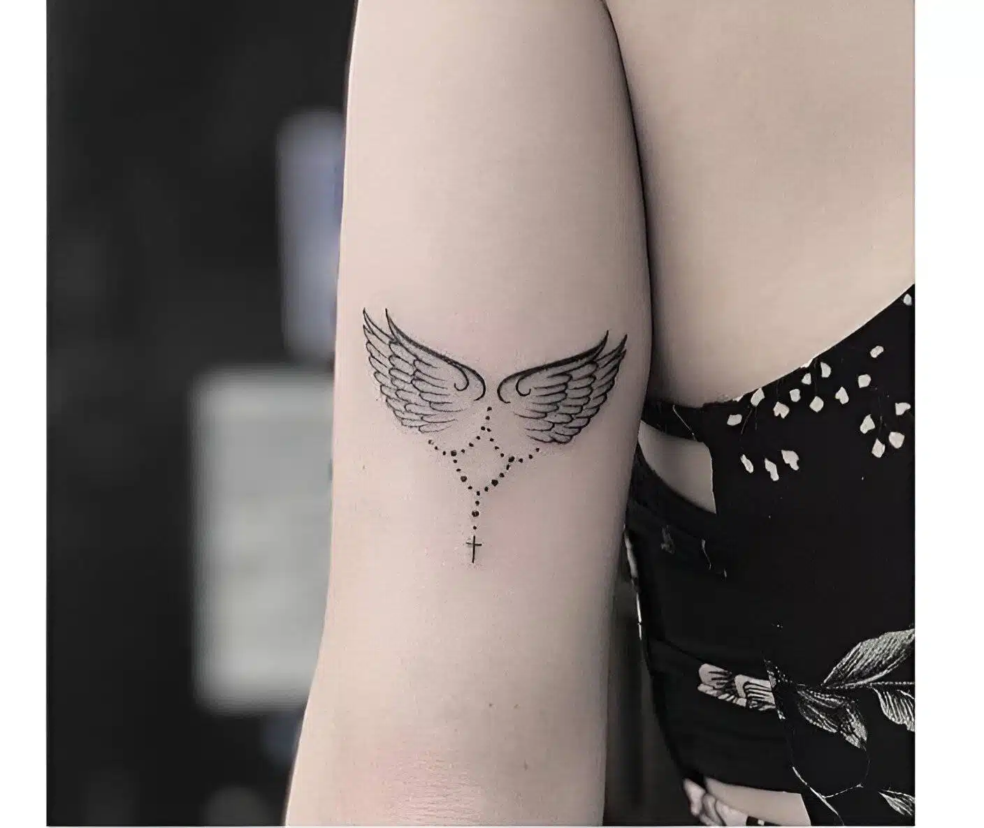 25 Angel Wing Tattoos That Are The Epitome Of Feminine Power - 169