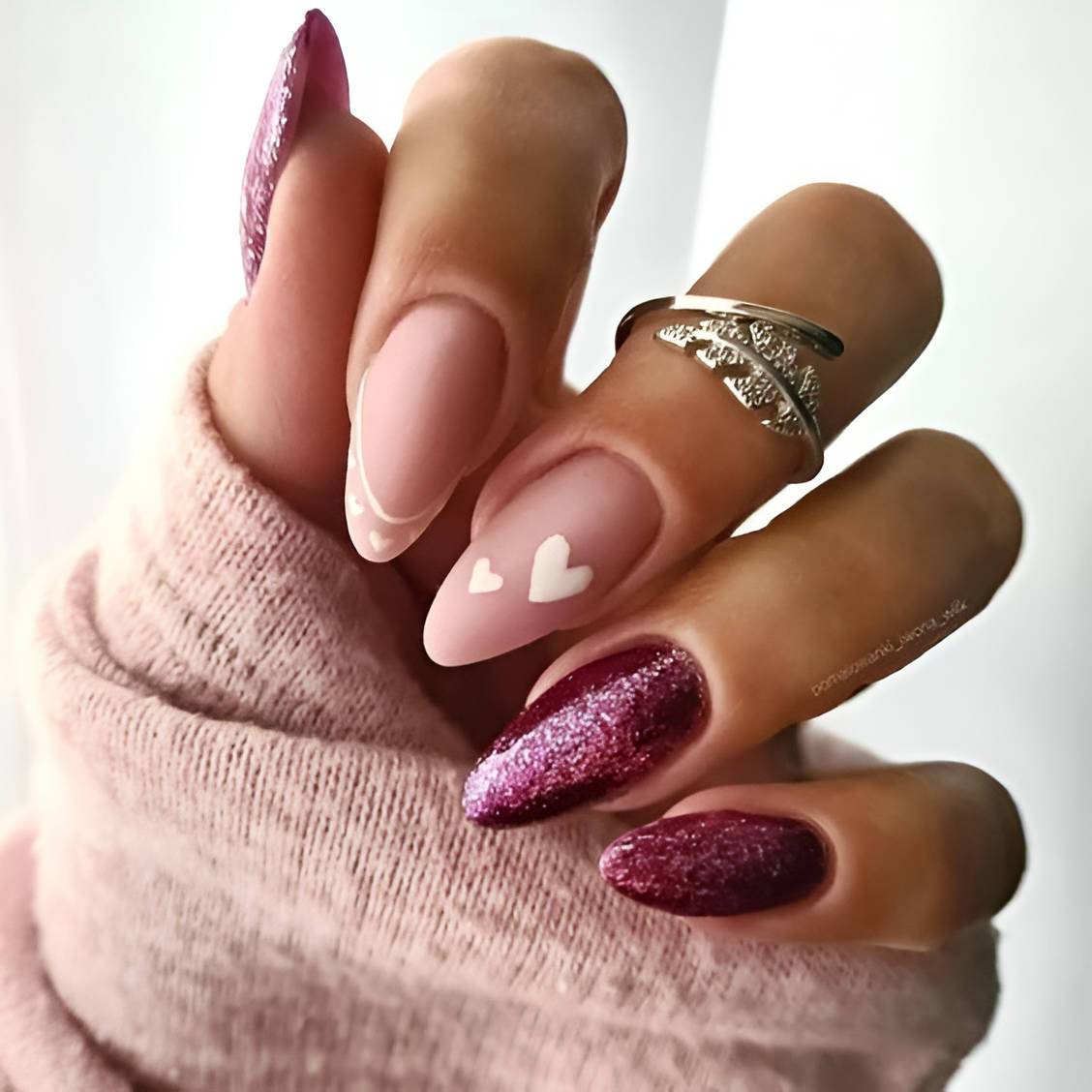 30 Easy And Lovely Heart Nail Ideas To Rock All Year Round - 213