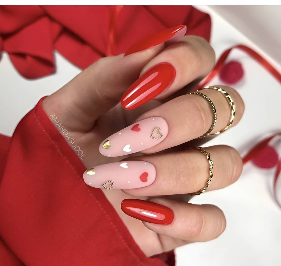 30 Easy And Lovely Heart Nail Ideas To Rock All Year Round - 227