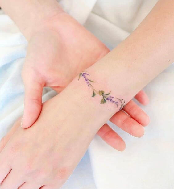 30 Fabulous Tattoo Bracelets Are About To Become Your New Favorite Accessory - 191