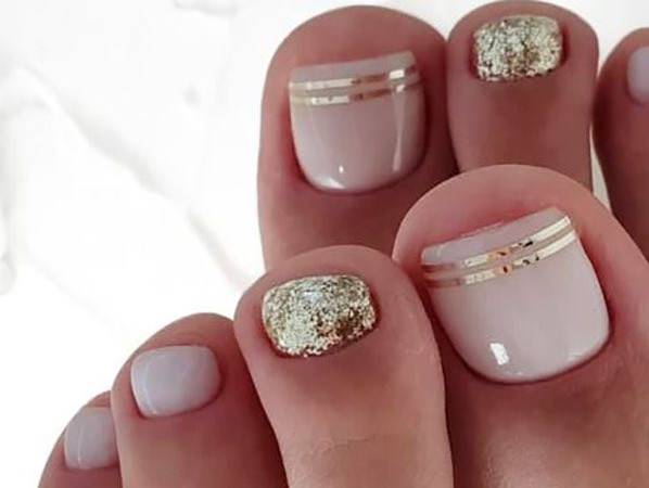 20+ Beautiful Toe Nails That You Definitely Can't Ignore - 197