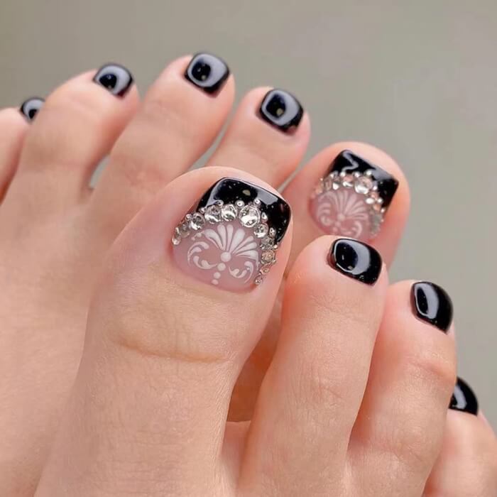 20+ Cute Toe Nail Designs That Make Having Feet More Fun - 183