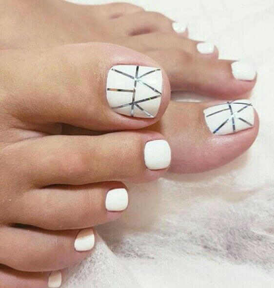 20+ Cute Toe Nail Designs That Make Having Feet More Fun - 147