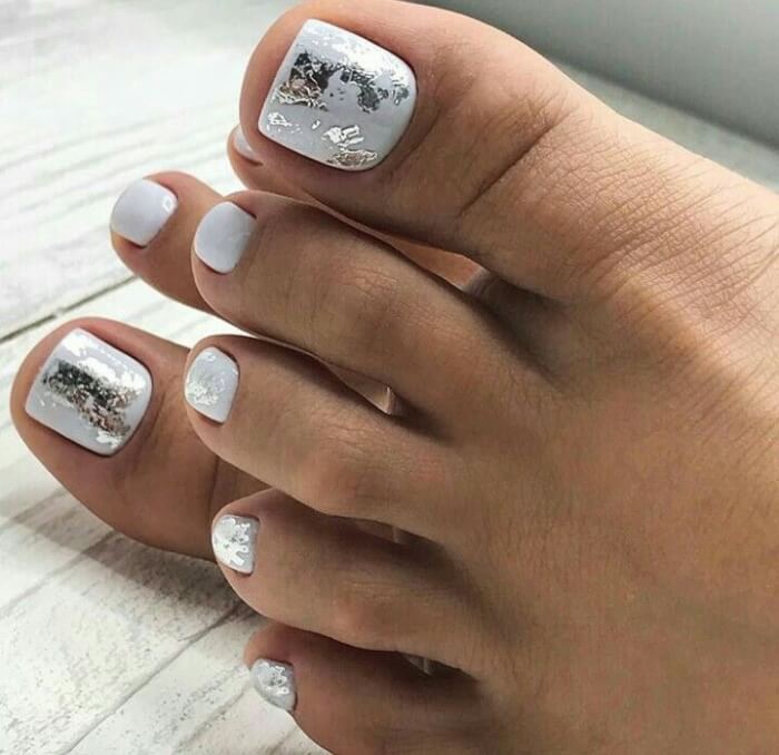 20+ Cute Toe Nail Designs That Make Having Feet More Fun - 151