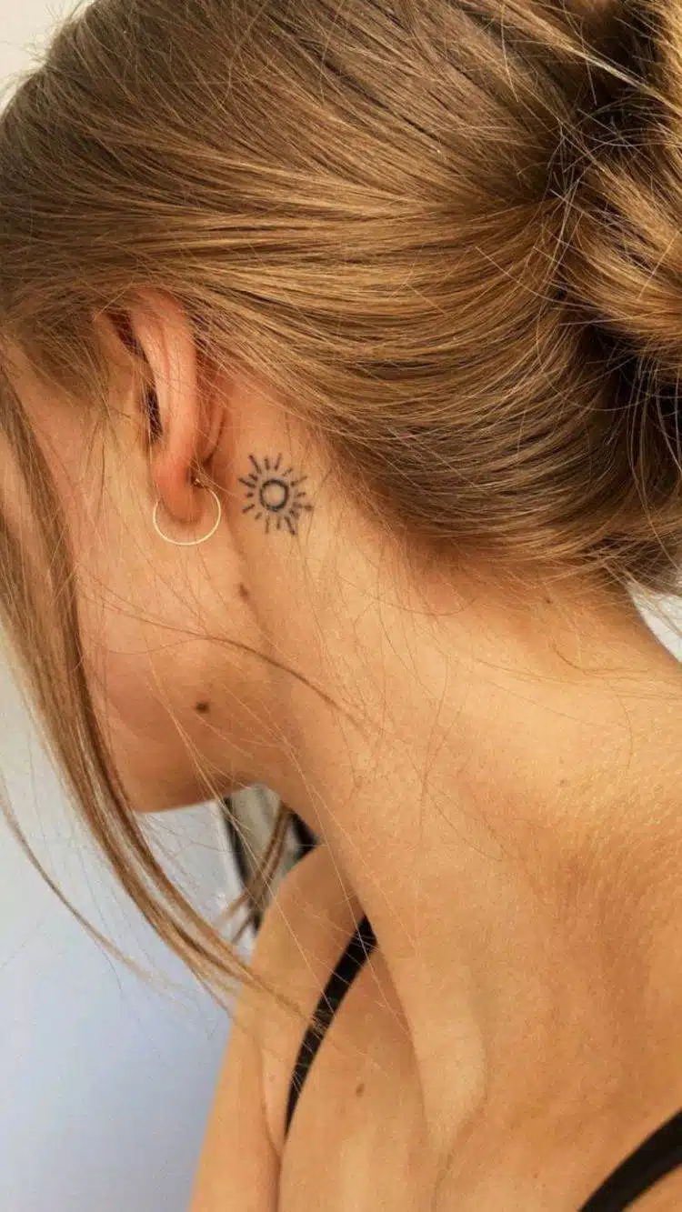 25 Low-key Stunning Behind The Ear Tattoos To Get ASAP - 199