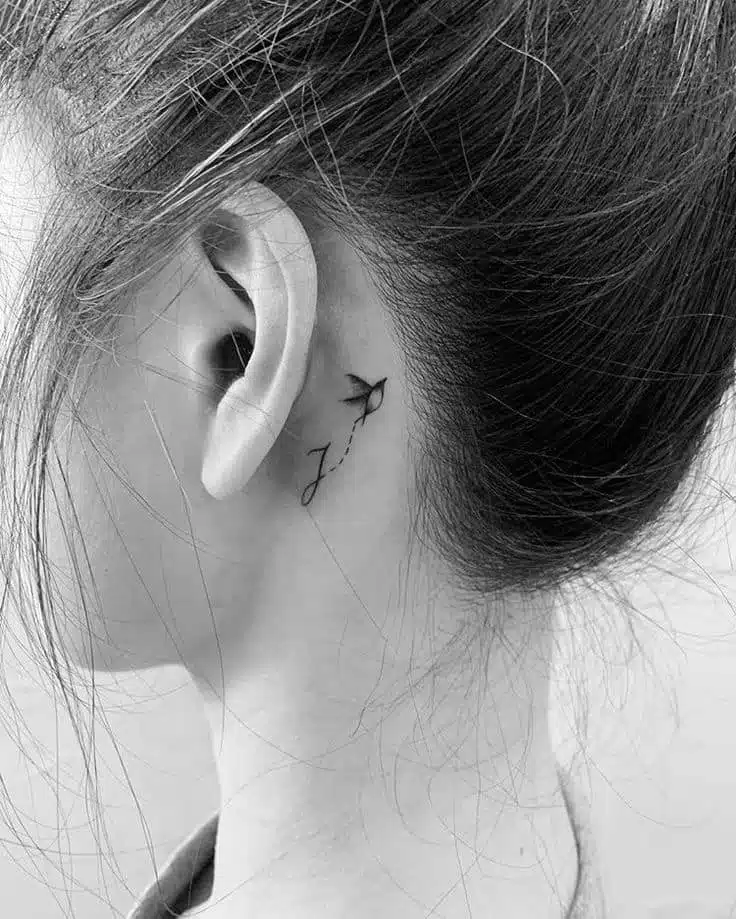 25 Low-key Stunning Behind The Ear Tattoos To Get ASAP - 211