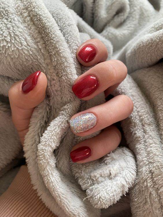 27 Glamorous Red Manicures To Make You Irresistible - 195