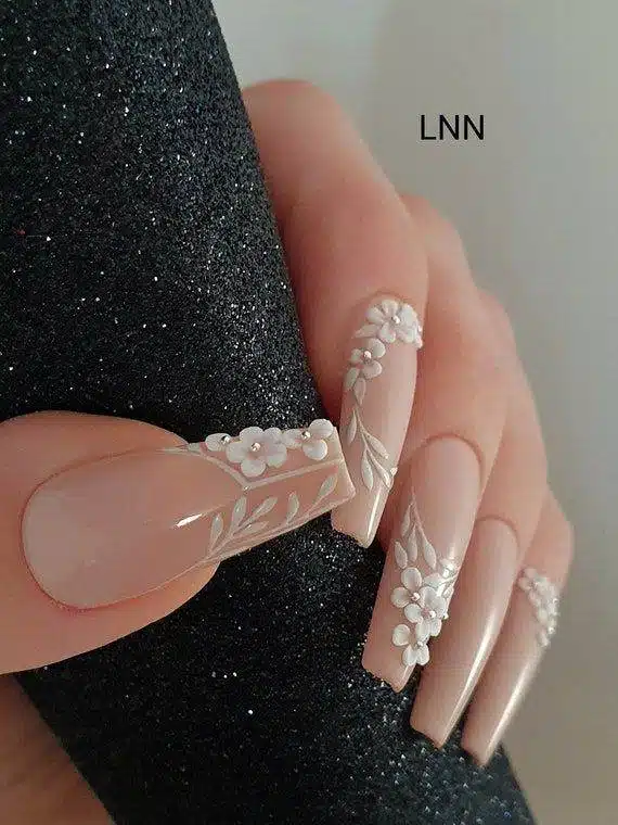 30 Elegant Flower Nail Designs Beautiful All Year Round - 235