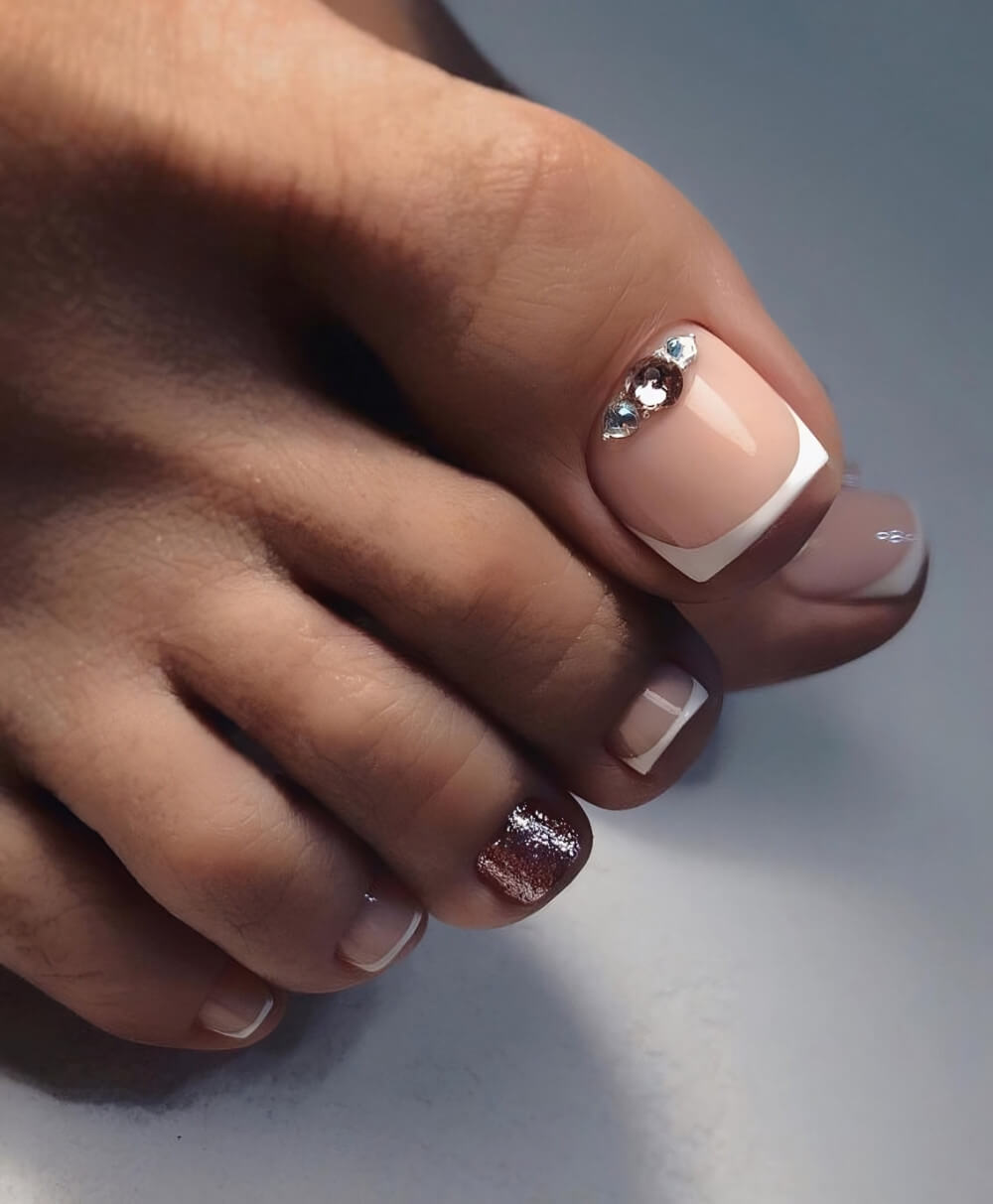 38 Best Wedding Toe Nails To Instantly Glam Up - 275