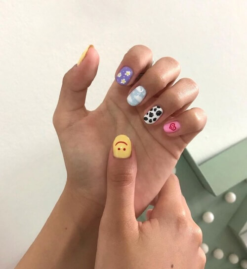 Save Hundreds of Dollars With These 30 Easy-To-Copy Short Nail Designs - 191