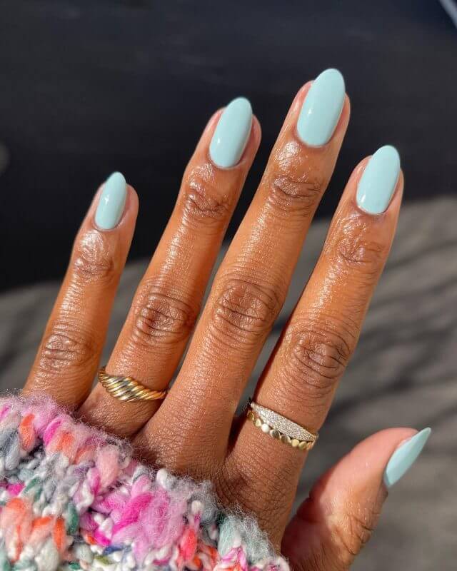 Save Hundreds of Dollars With These 30 Easy-To-Copy Short Nail Designs - 213