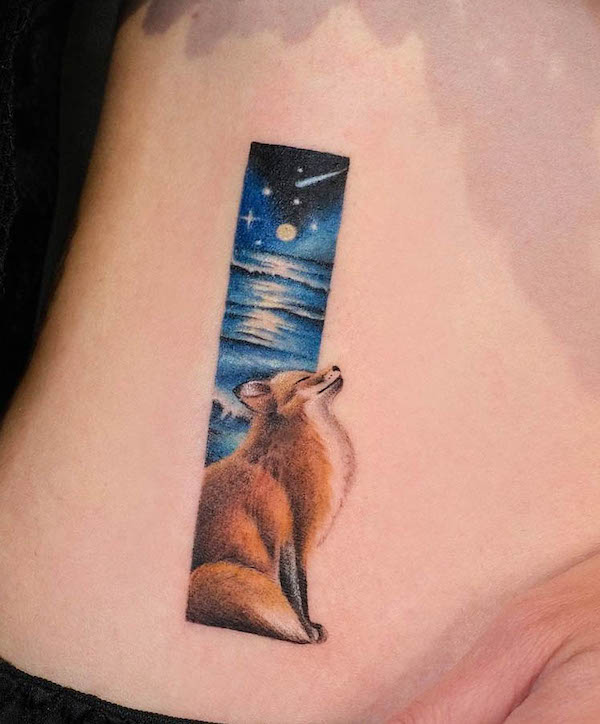 Fox and night sky waist tattoo by @zihlan_tattooist