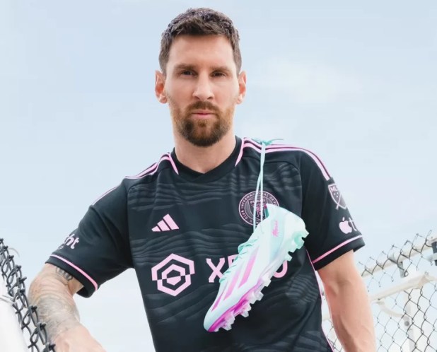Lionel Messi new custom welcome to miami cleats