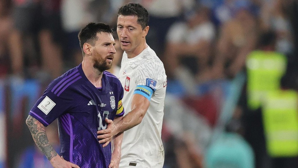 Lionel Messi bất ngờ thừa nhận cố tình làm bẽ mặt Lewandowski | Báo Dân trí