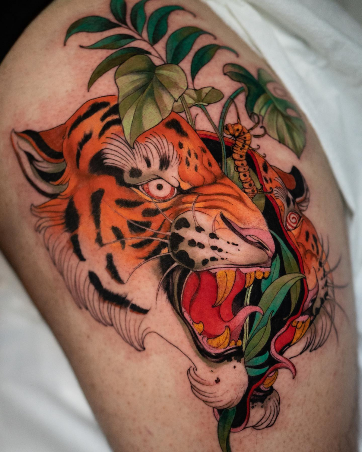 Tattoo artist Maiza Van Bommel