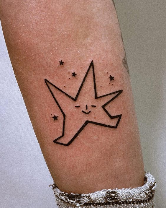 Explore 18 Stunning Geometric Star Tattoo Designs for 2024: Unique Patterns, Bold Ideas, and Creative Sleeve Options