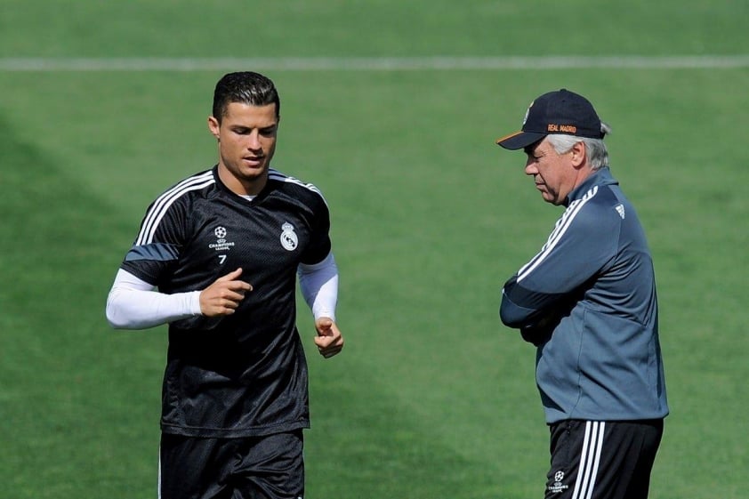 HLV Carlo Ancelotti: 'Dẫn dắt Ronaldo à? Quá là dễ' 507255