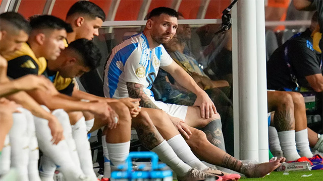 Messi is having problems with his ankle.