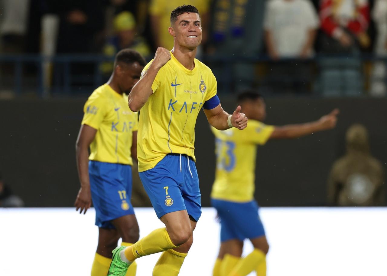 Ronaldo bày tỏ cảm xúc khi ghi cú đúp cho Al Nassr vào chung kết King Cup