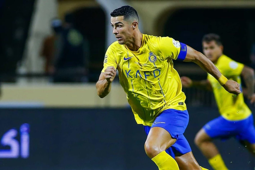 "ronaldo-roi-bo-club-al-nassr