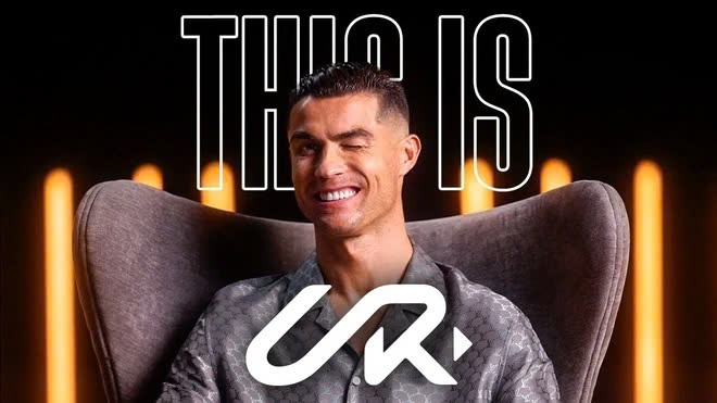 Ronaldo caused a stir when he opened a new YouTube channel, setting an unprecedented record in history - Photo 3.