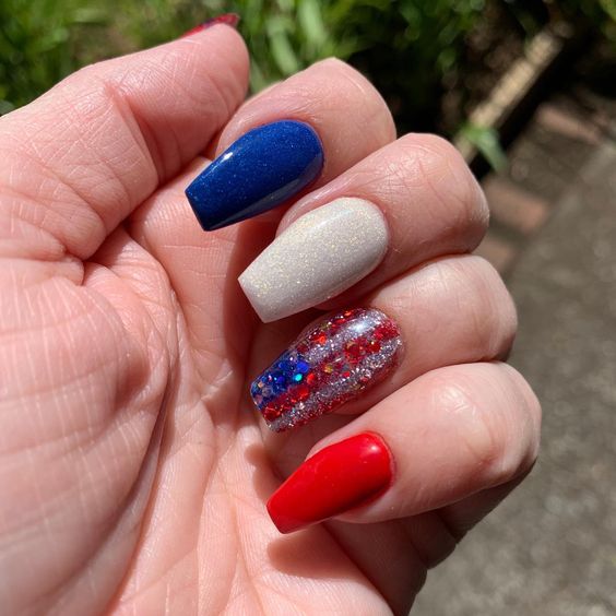 Celebrating Independence with Style: 4th of July Nails 24 Ideas