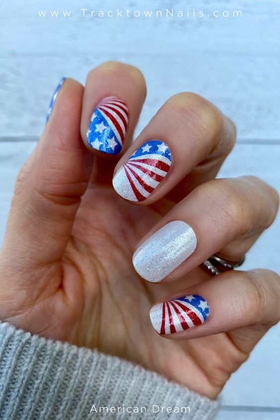 Celebrating Independence with Style: 4th of July Nails 24 Ideas